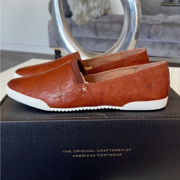 Frye Melanie Slip-on Shoe - Picture 3 of 8